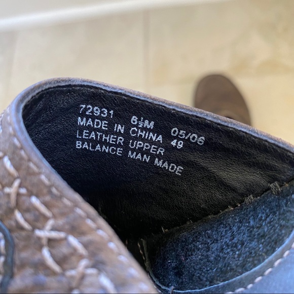 Clarks Artisan Collection Patterned Clogs Size 6.5 - Picture 8 of 8